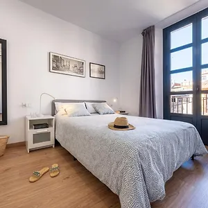 https://tarragona-apartments.top-hotels-tarragona.com